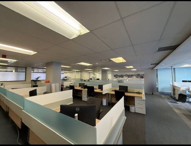 6,049.60M² OFFICE TO LET IN FORESHORE